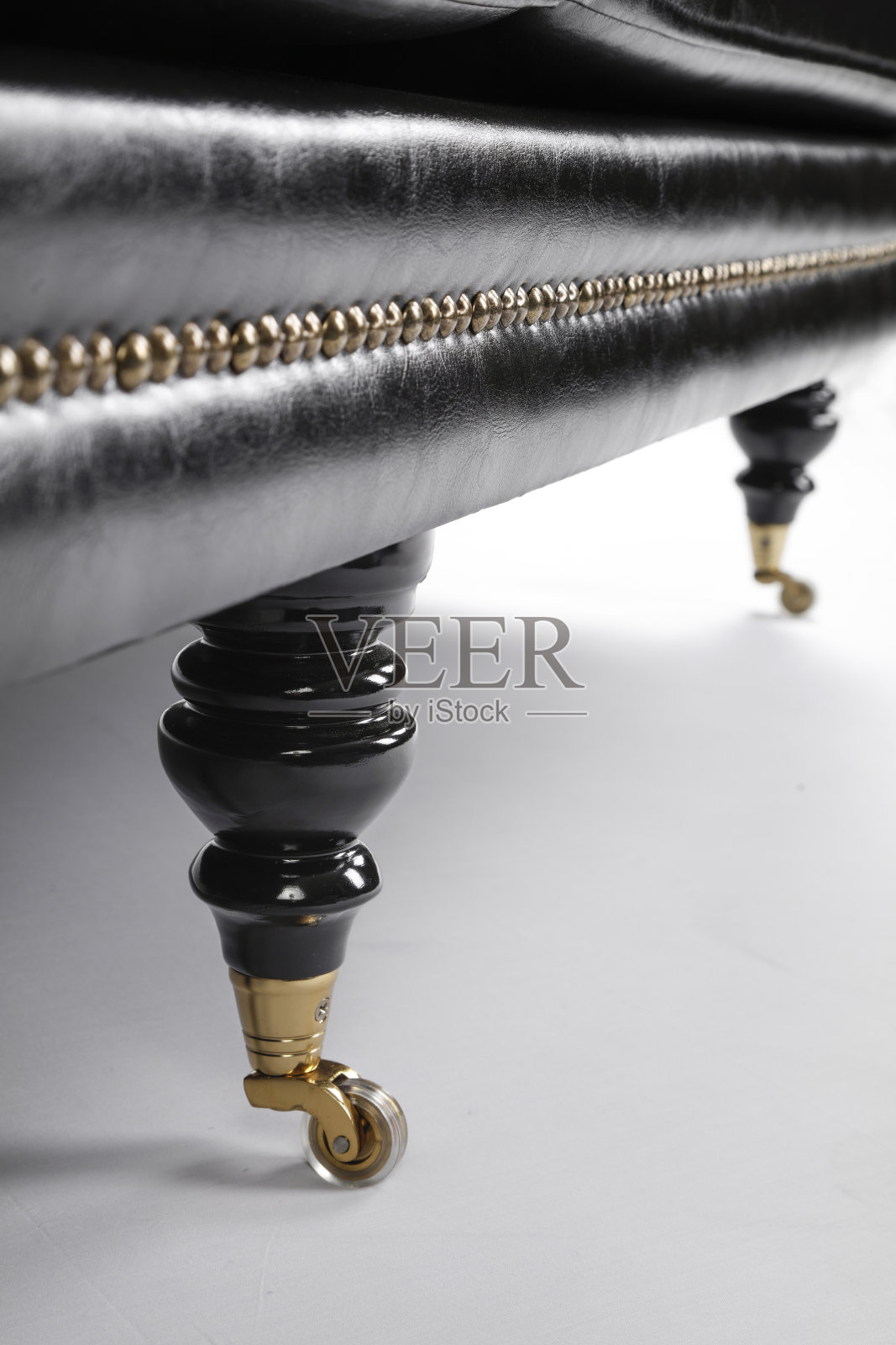 现代舒适的家具和沙发,皮革沙发的细节照片摄影图片