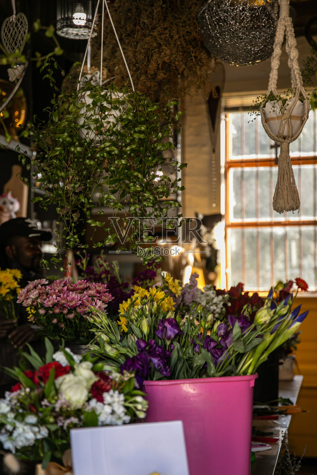当地花店车间照片摄影图片