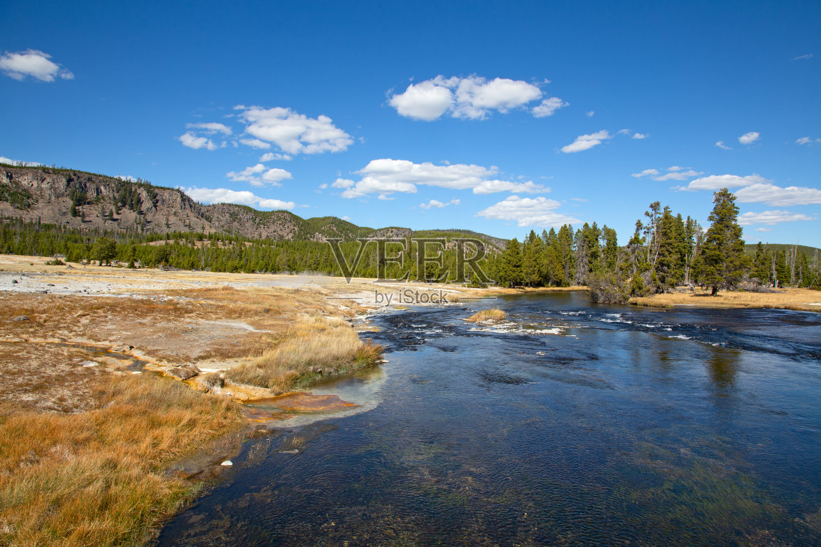黑砂间歇泉盆地照片摄影图片