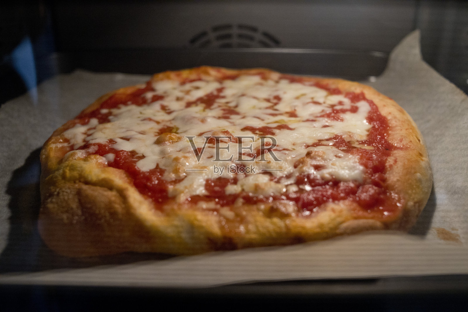 自制披萨照片摄影图片