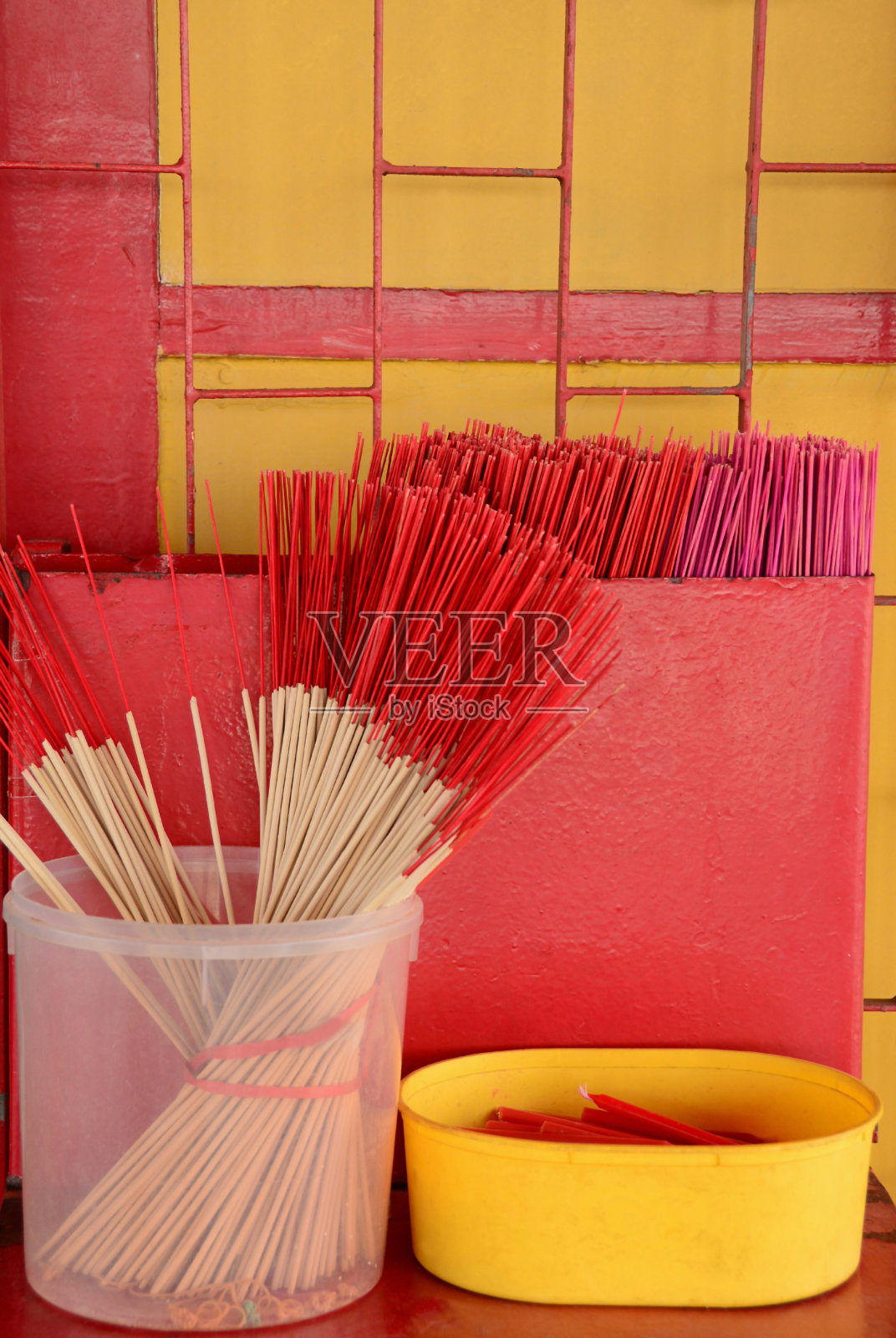 出售香炉照片摄影图片