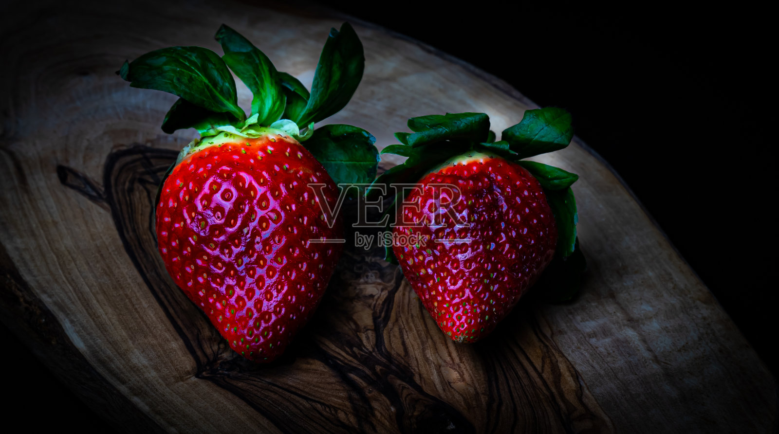 草莓照片摄影图片