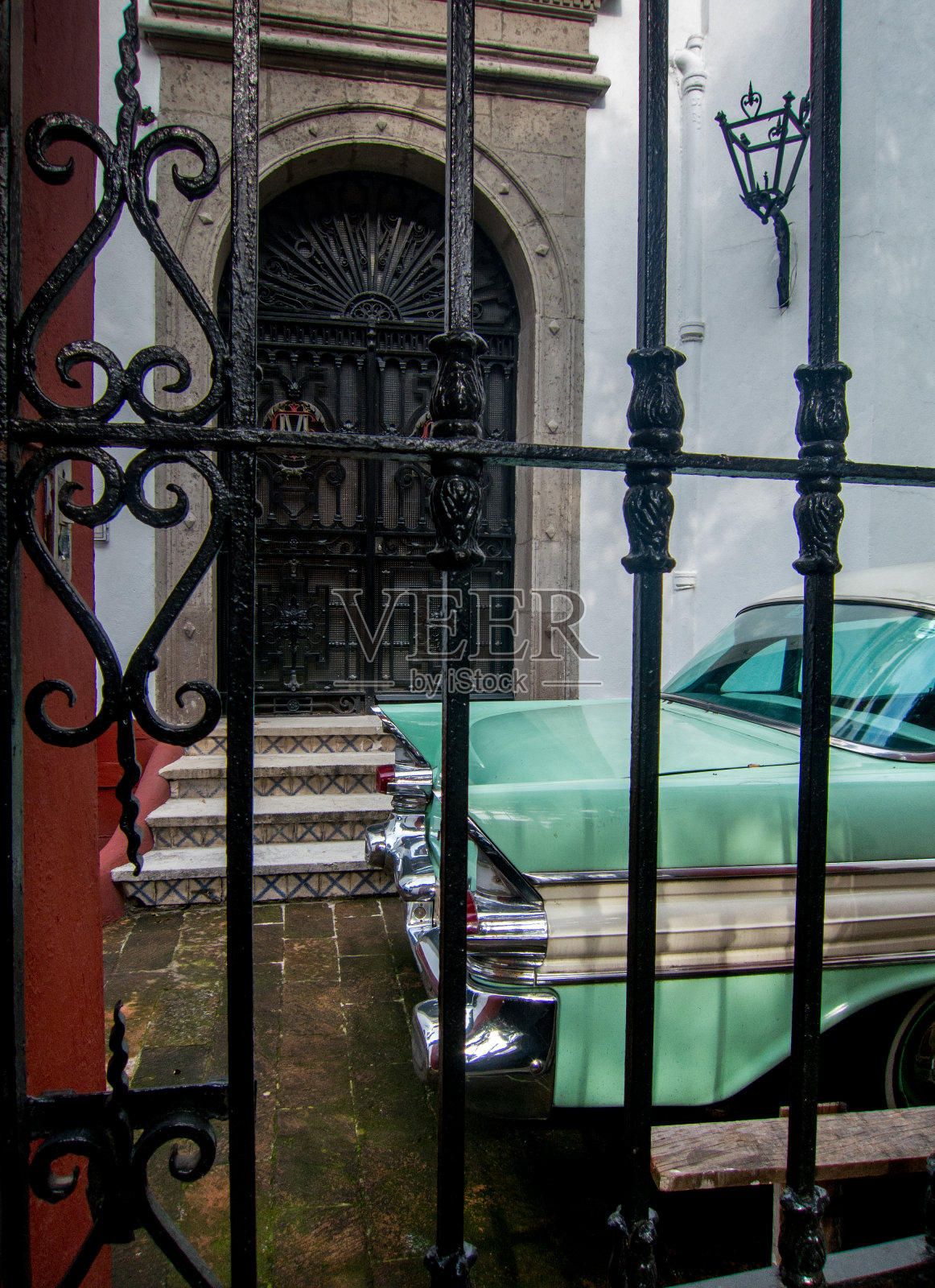 车库与古董车的封闭镜头照片摄影图片