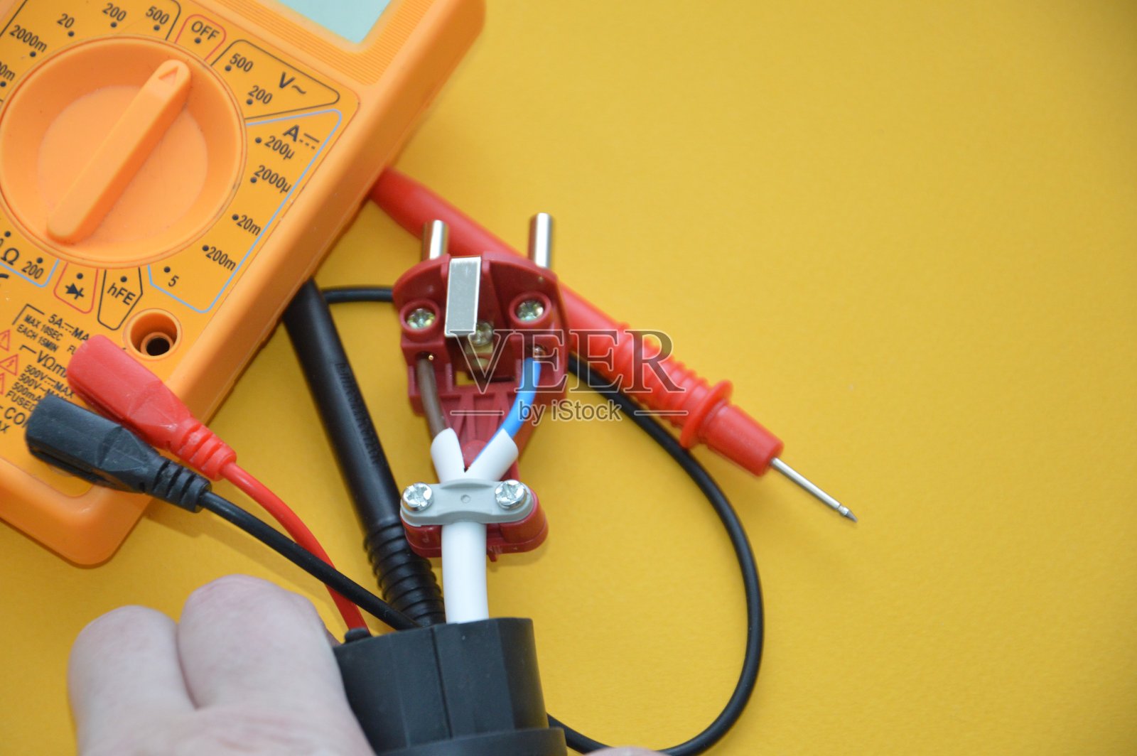 创建一个插头和插座照片摄影图片