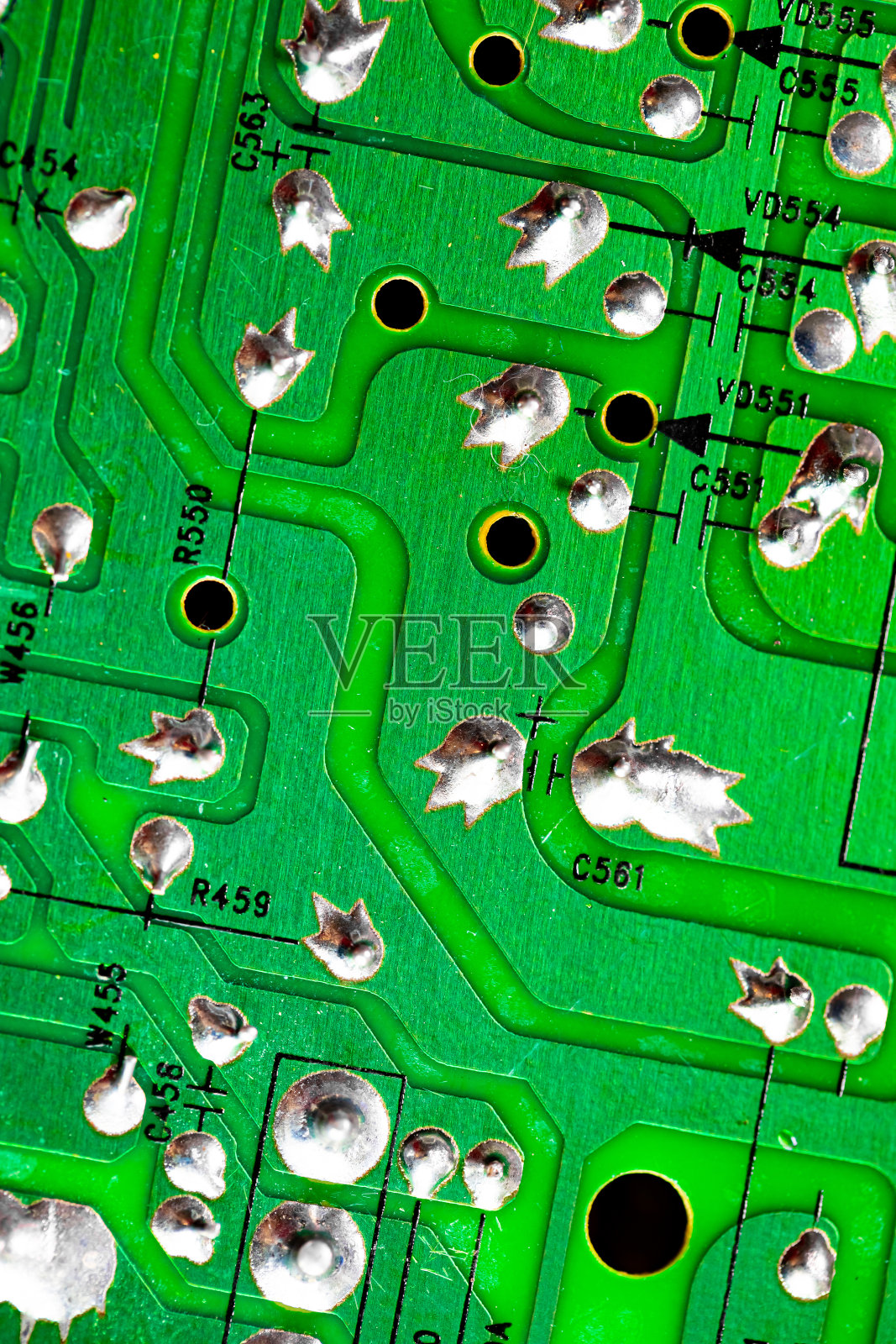 PC电路板上的印刷线路的宏观特写照片摄影图片