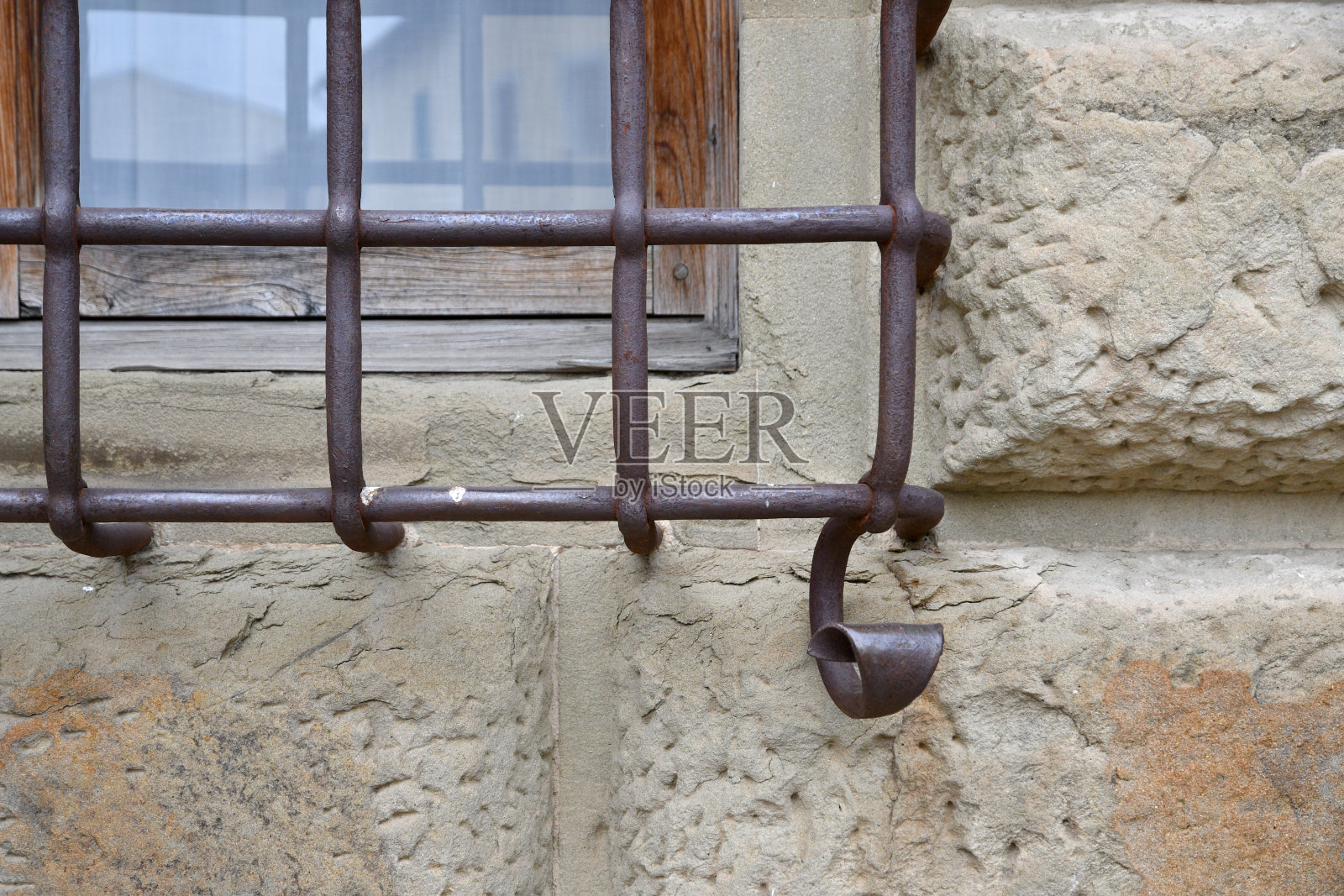 窗框的铁艺细节照片摄影图片