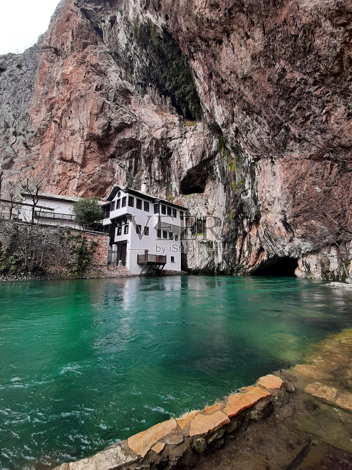 河流和山脉照片摄影图片