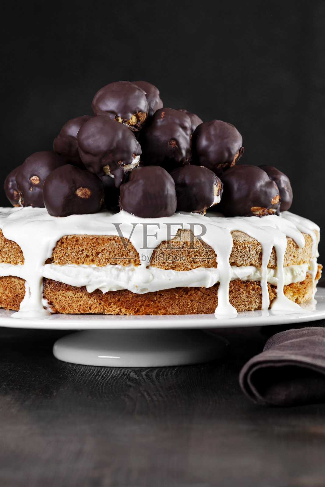 海绵蛋糕泡芙,巧克力泡芙泡芙,美味泡芙泡芙蛋糕照片摄影图片