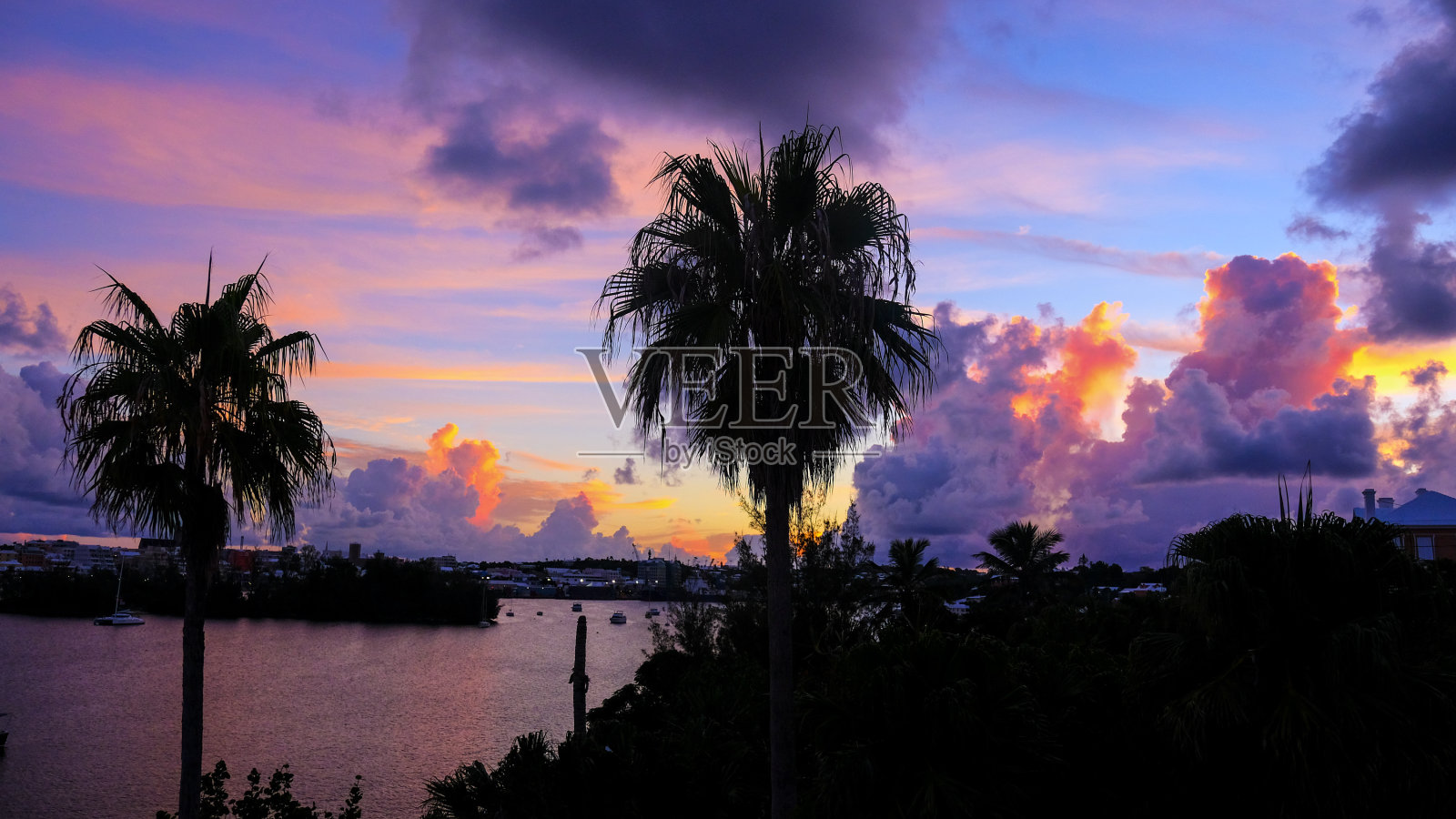 百慕大的日落美景照片摄影图片