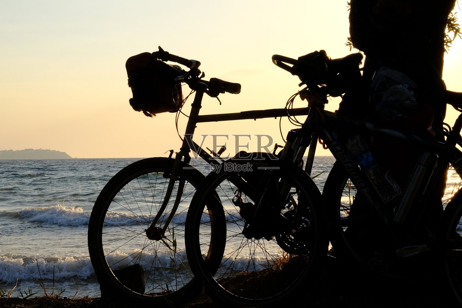 自行车轮廓照片摄影图片