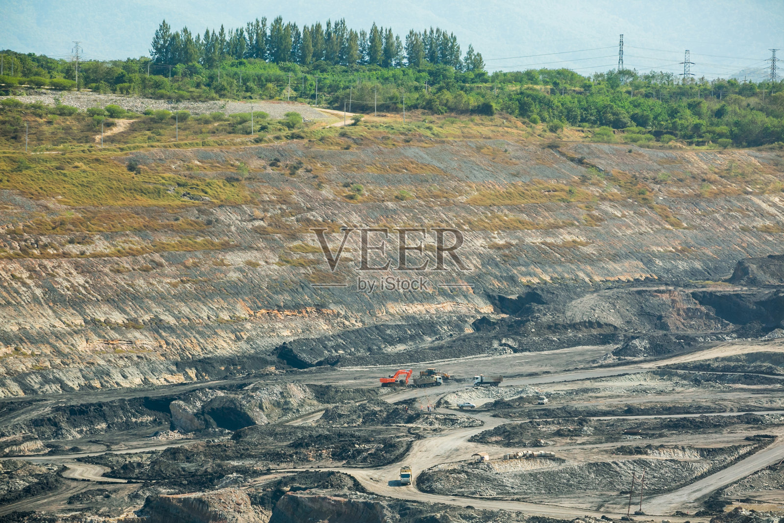 褐煤煤矿照片摄影图片