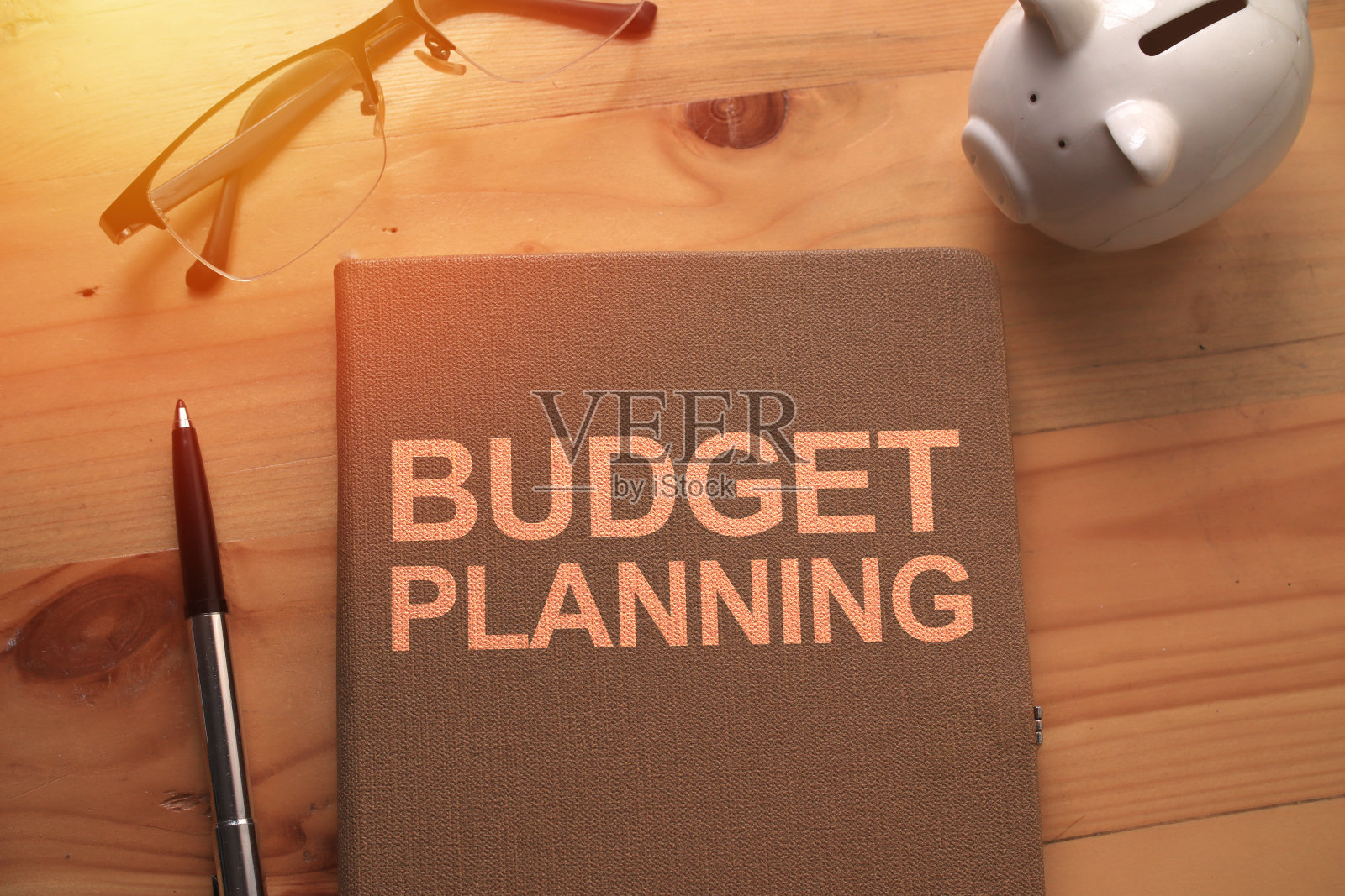 预算规划,文字文字排版写在纸上,商业激励励志照片摄影图片