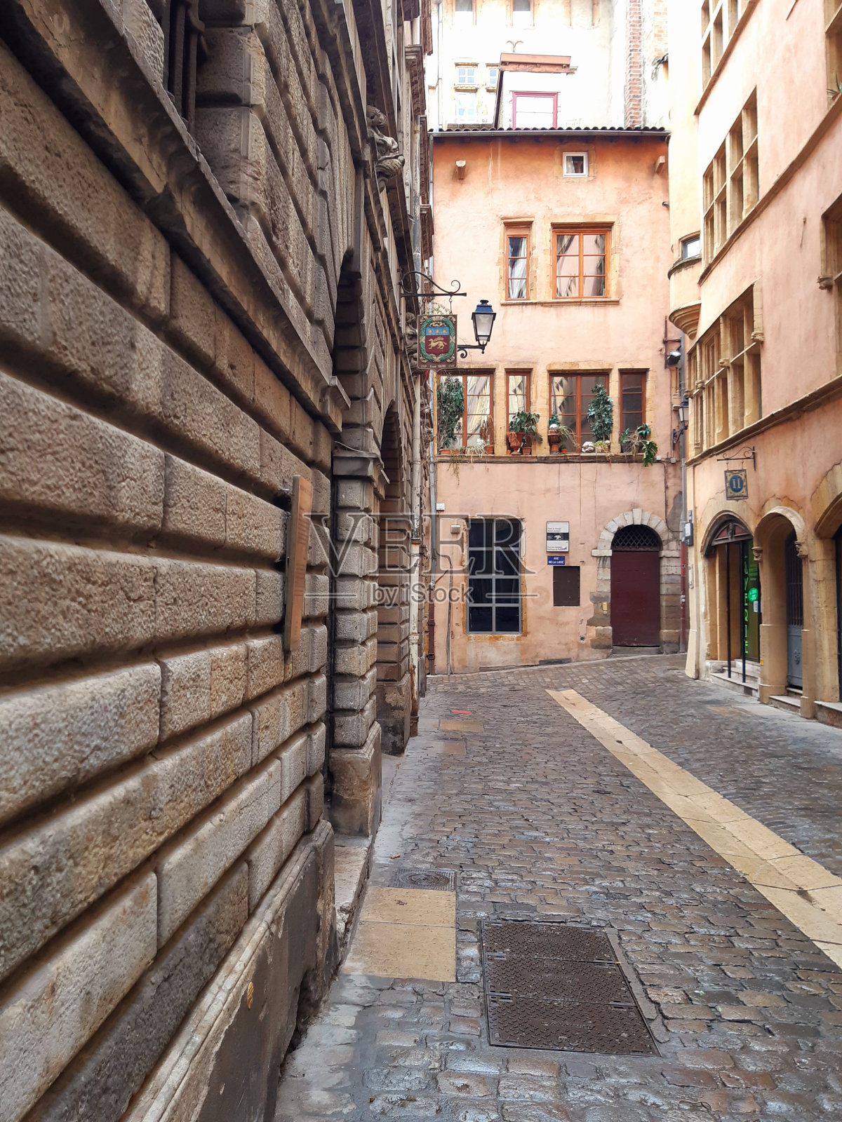 里昂特拉布斯老城照片摄影图片