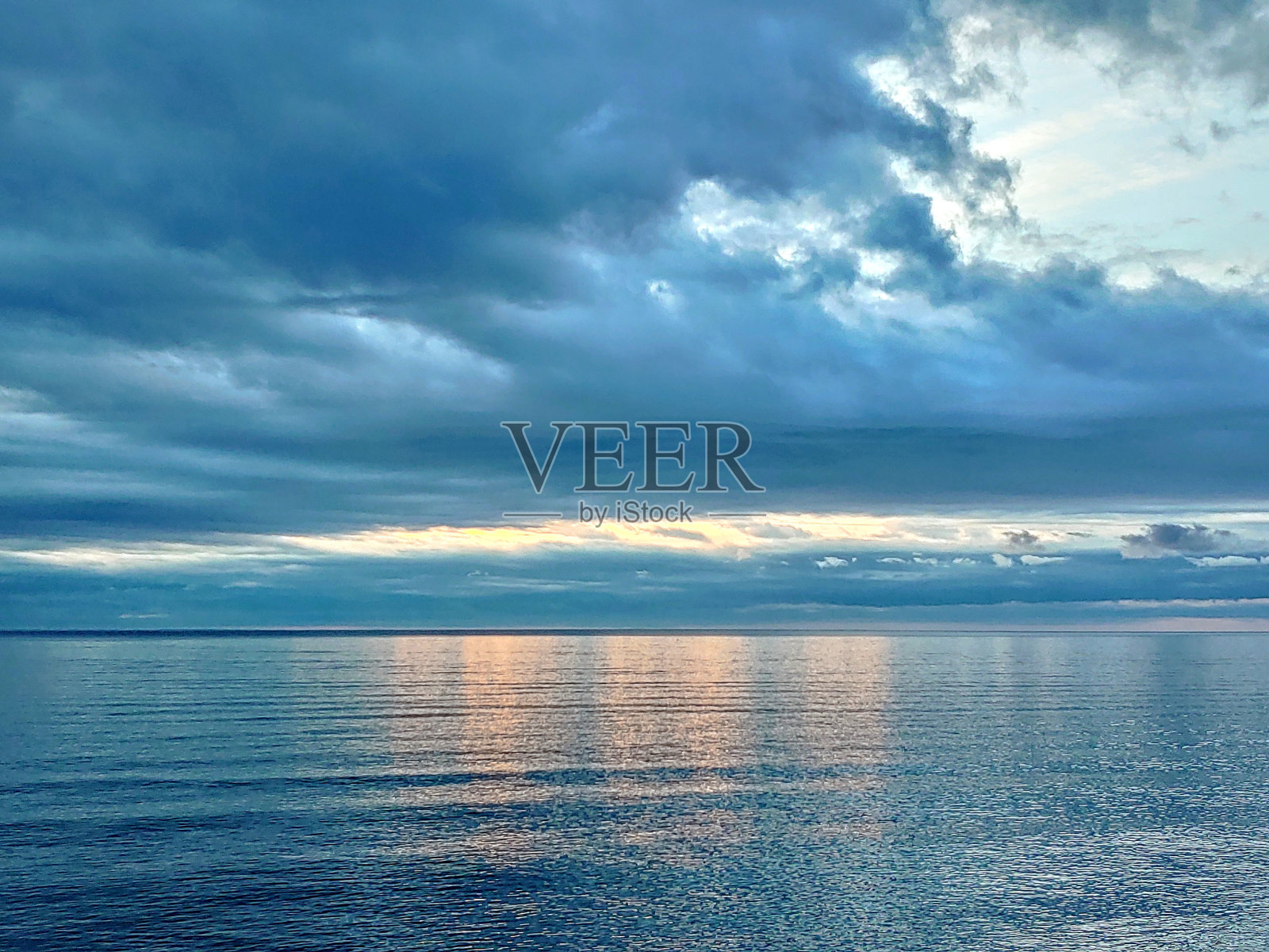 切萨皮克湾的日出照片摄影图片