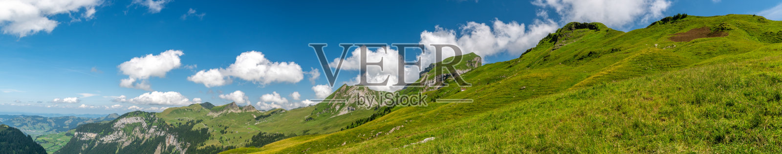 Hoch ybriggs里美丽的绿色山脊照片摄影图片