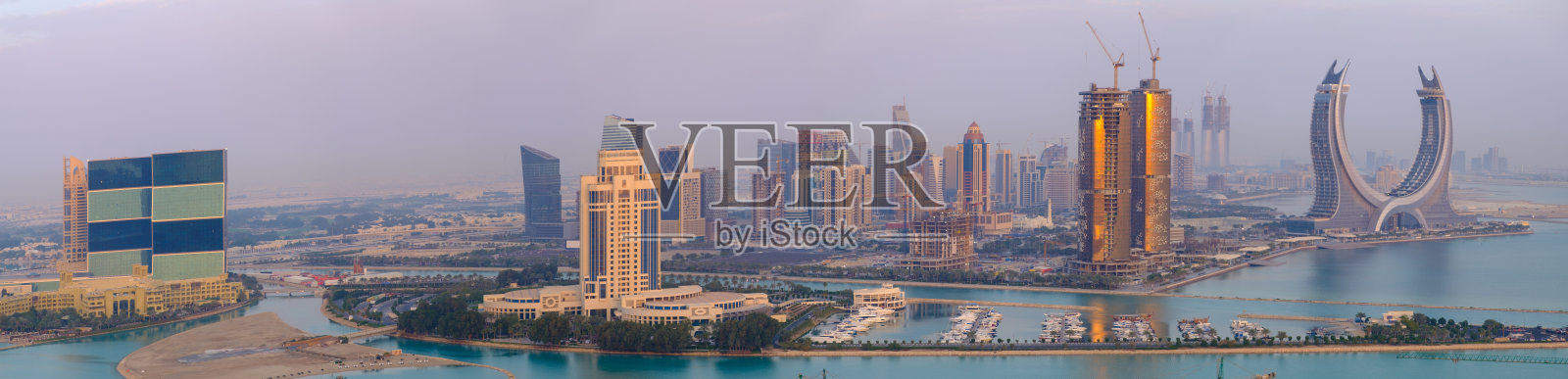 卢赛尔市照片摄影图片