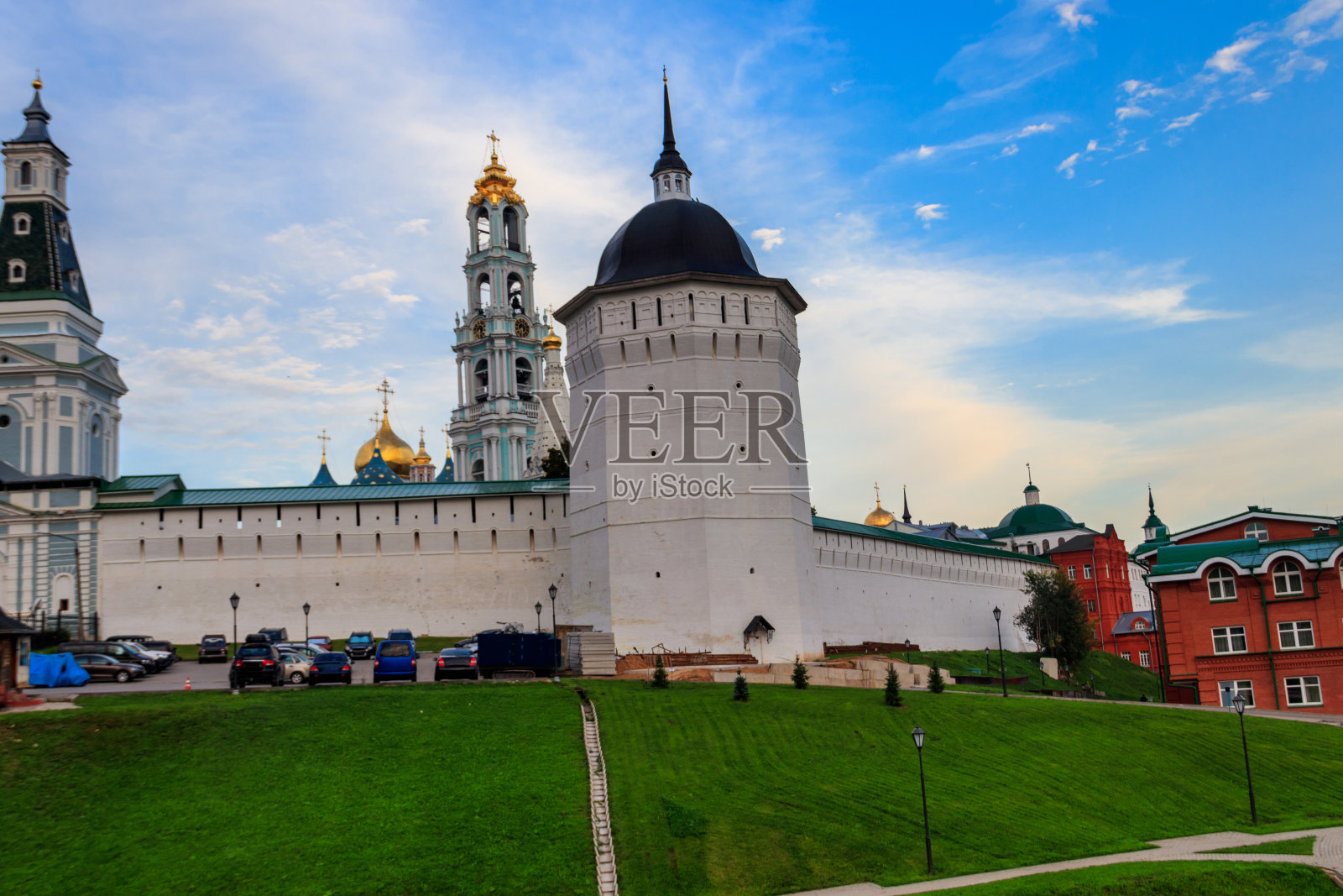 俄罗斯谢尔盖耶夫波萨德,圣塞吉乌斯的三位一体拉夫拉照片摄影图片