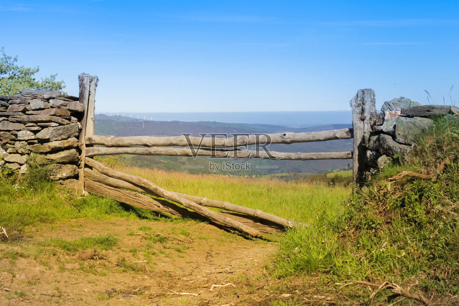 木栅栏照片摄影图片