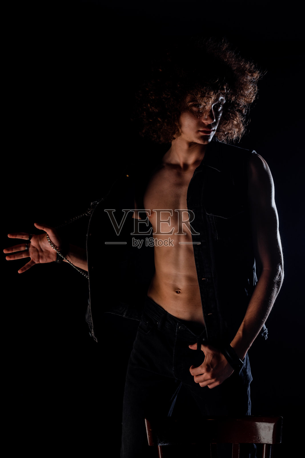 时髦的摇滚朋克时尚照片摄影图片