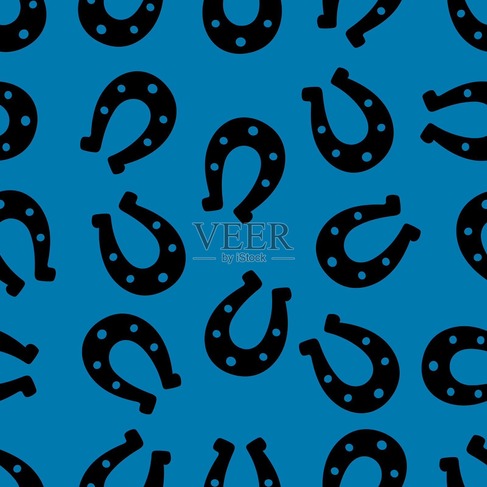 幸运马蹄铁的剪影。无缝的矢量模式。无尽的点缀。孤立的蓝色背景。马鞋。模仿水墨画。设计元素图片