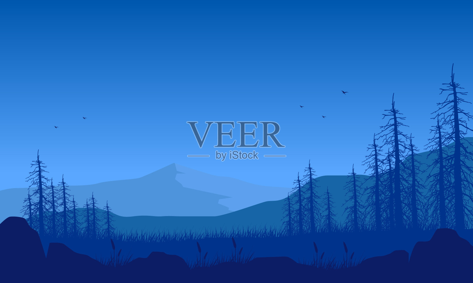 夜晚,从城市边缘俯瞰群山,周围是干枯树木的剪影插画图片素材