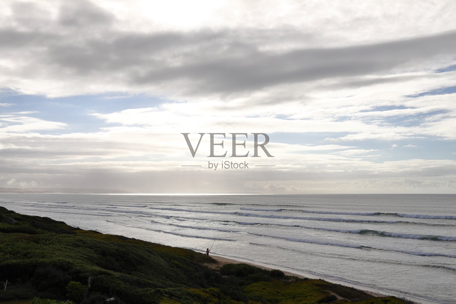 面向太阳的海景照片摄影图片