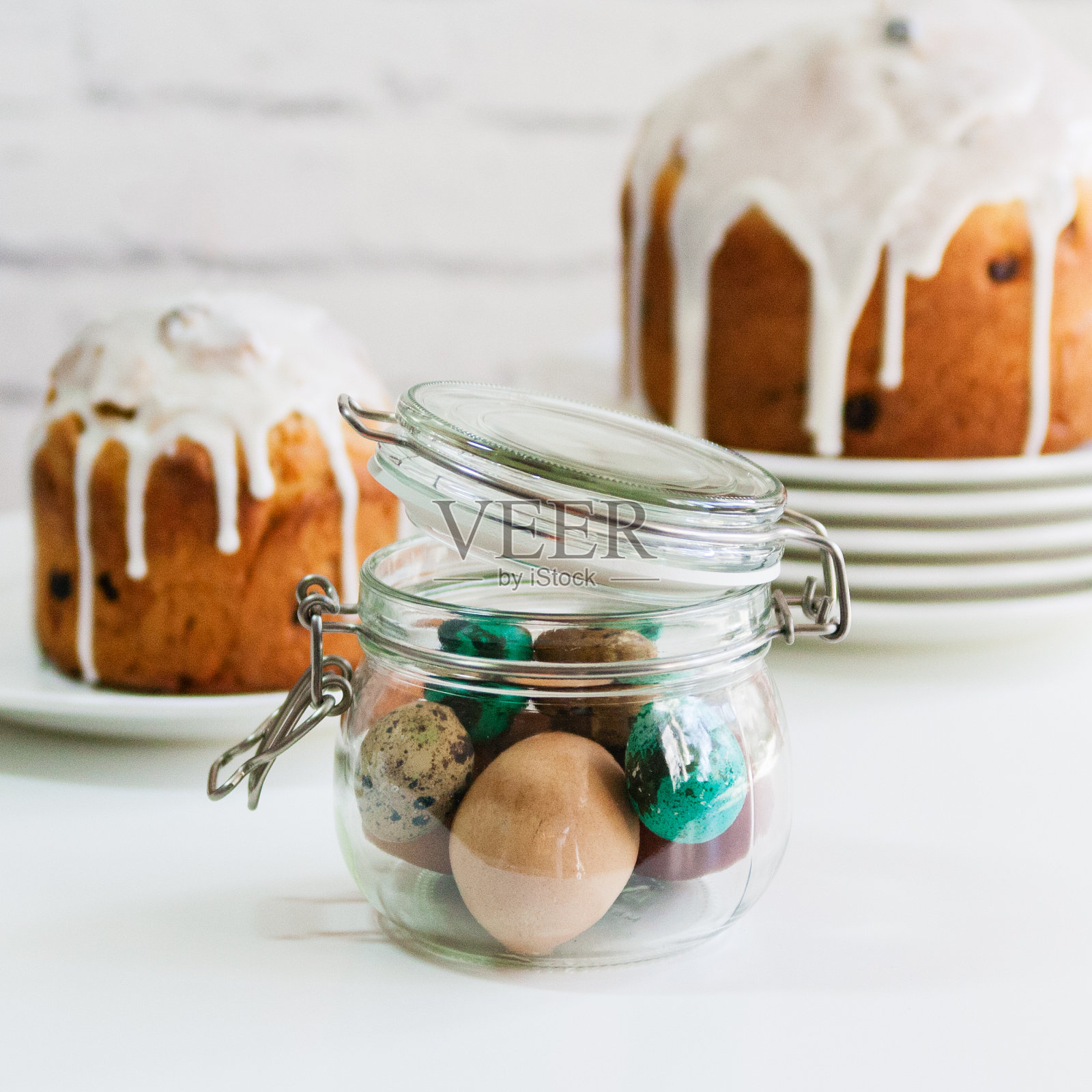 复活节蛋糕和彩蛋,照片摄影图片