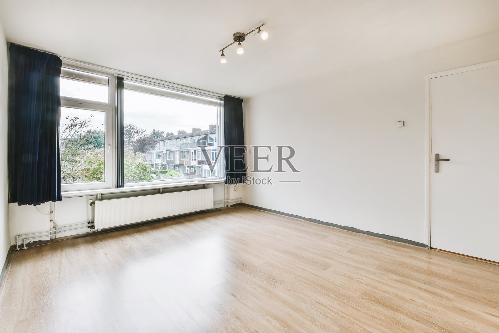 空房间内部镶木地板照片摄影图片