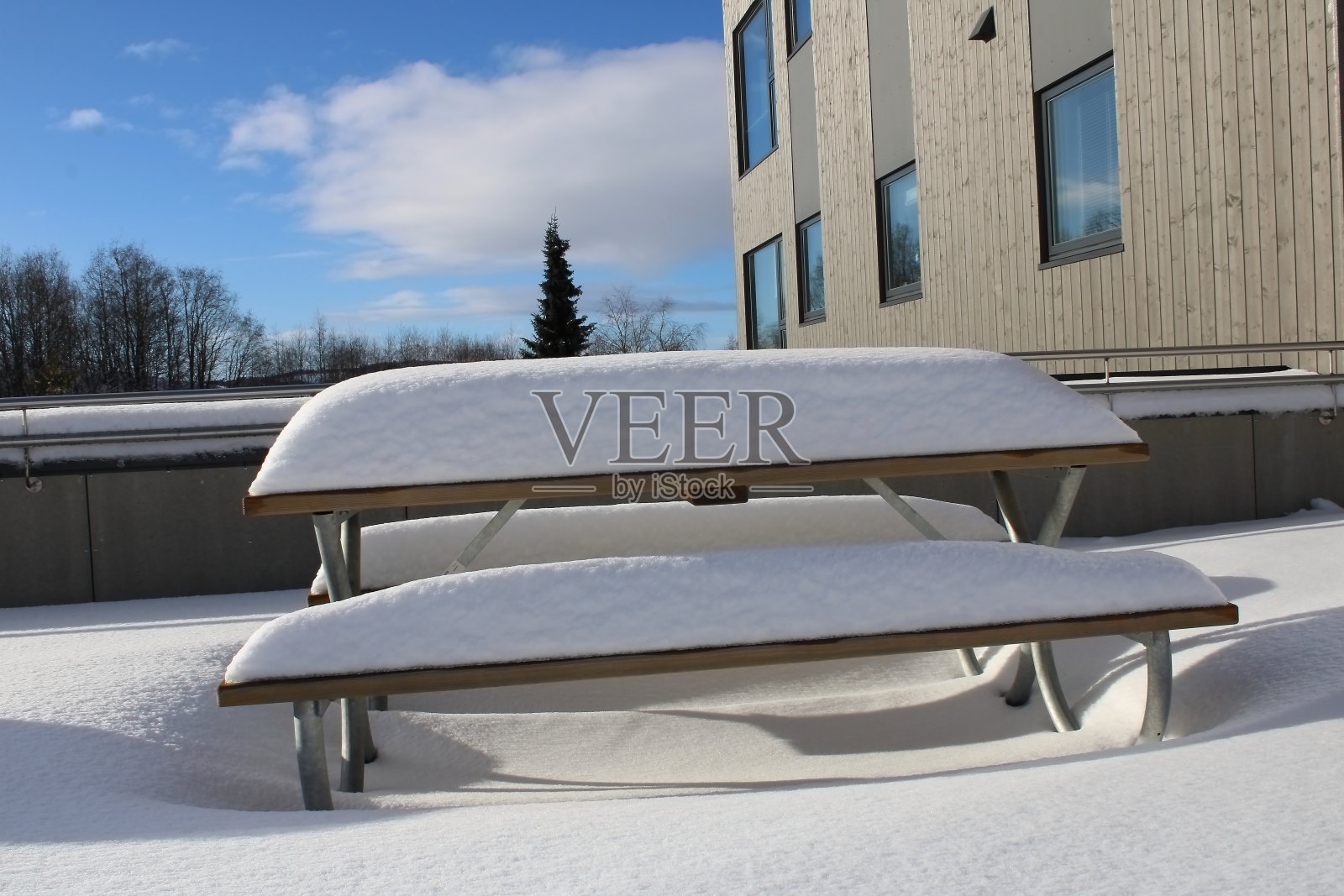 下雪的景色照片摄影图片