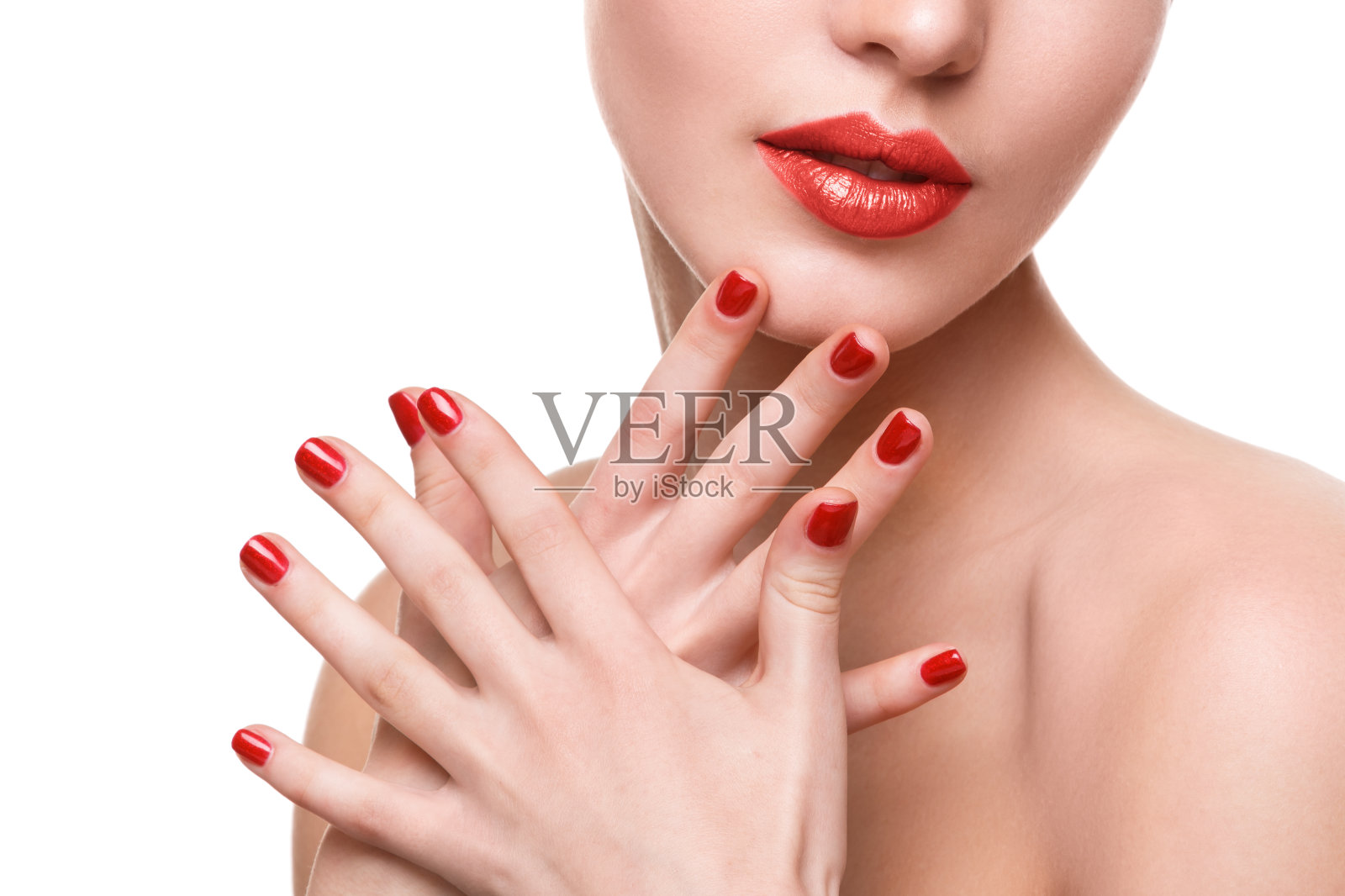 红色的指甲和嘴唇照片摄影图片