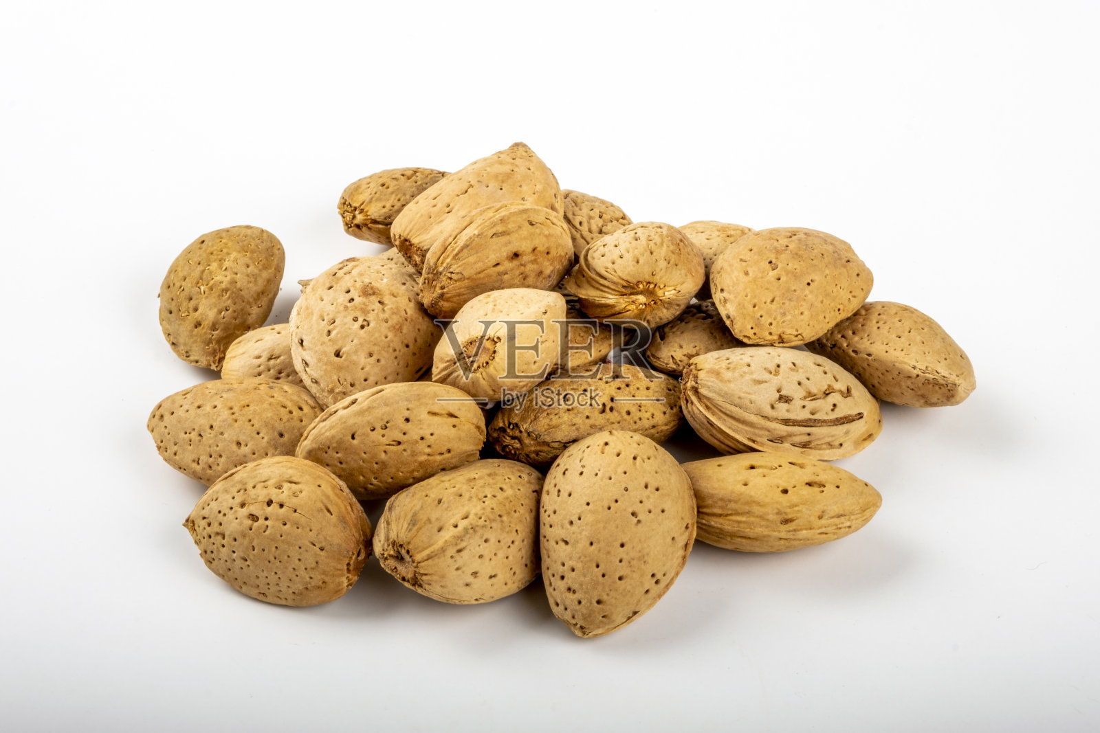 收获杏仁壳堆,微距拍摄食物背景照片摄影图片