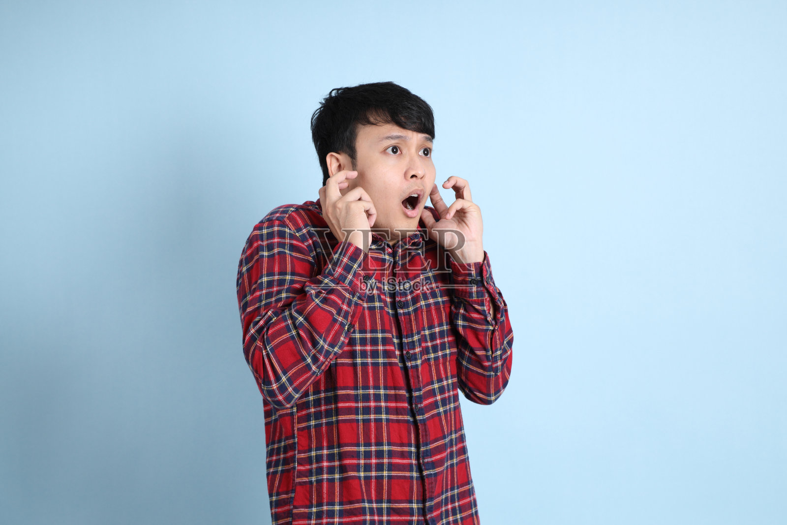 年轻的成年男人照片摄影图片