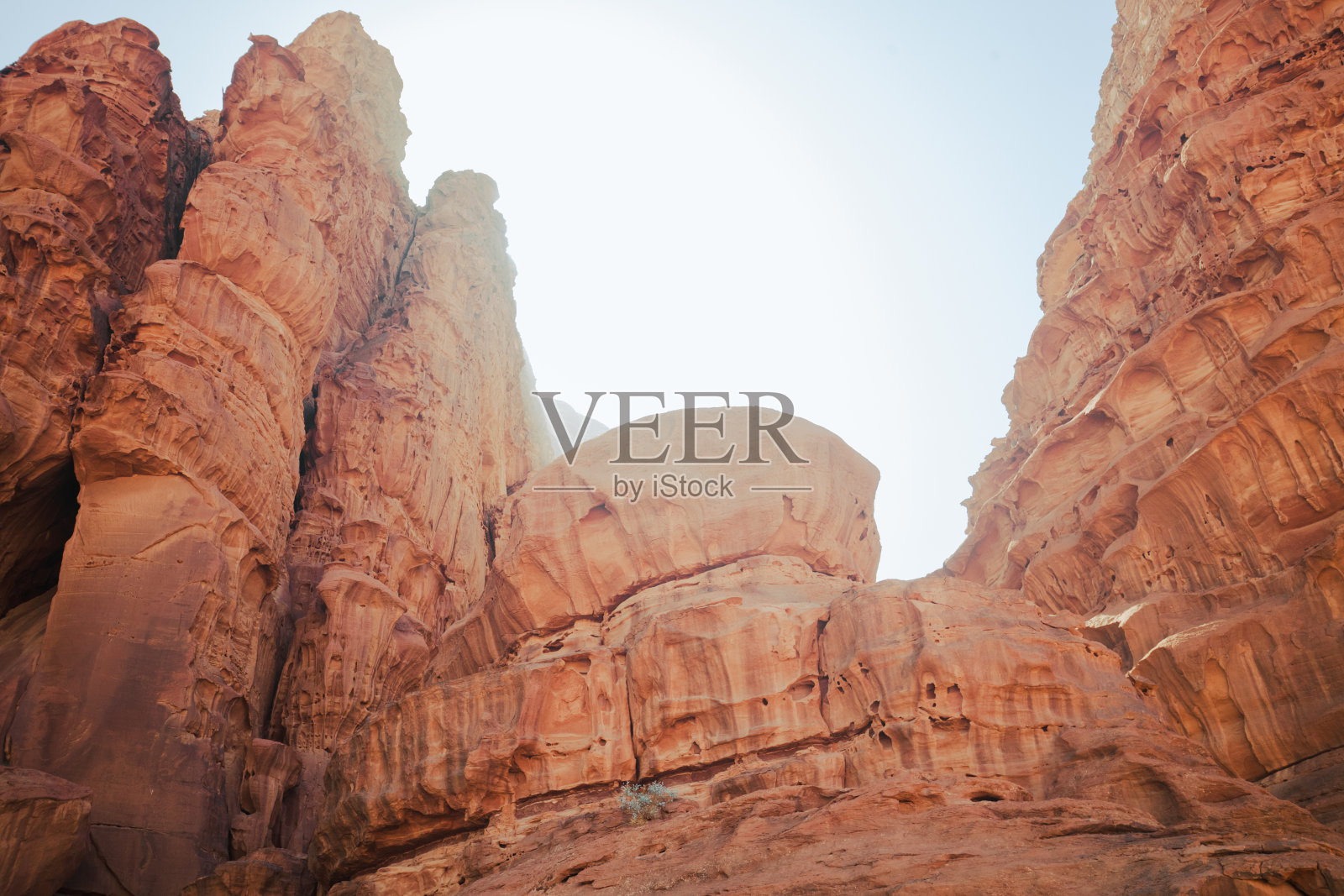 探索瓦迪拉姆照片摄影图片