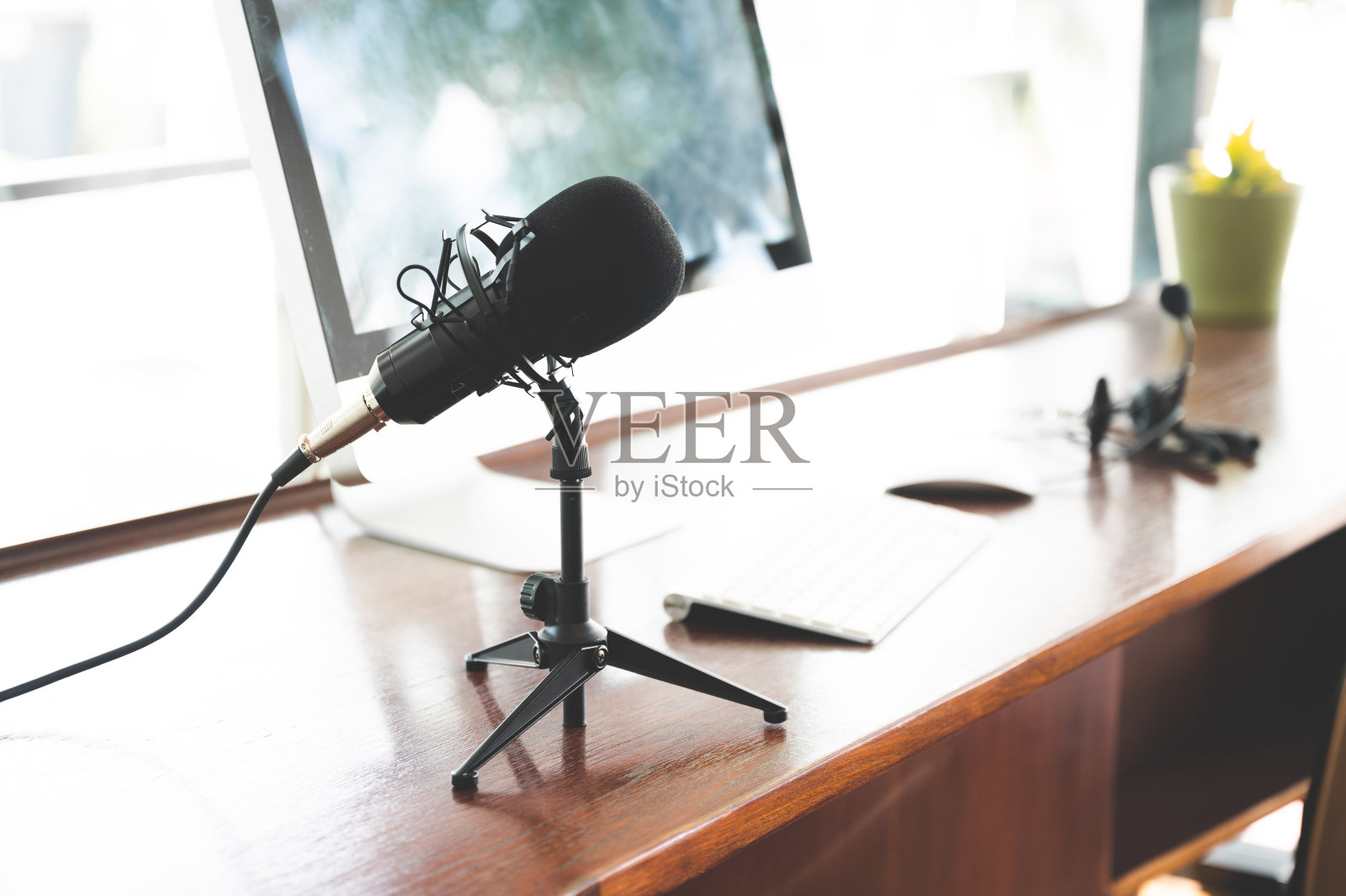 呼叫中心业务网络概念,桌面桌面在线营销业务与智能设备通信技术,运营商服务工具照片摄影图片