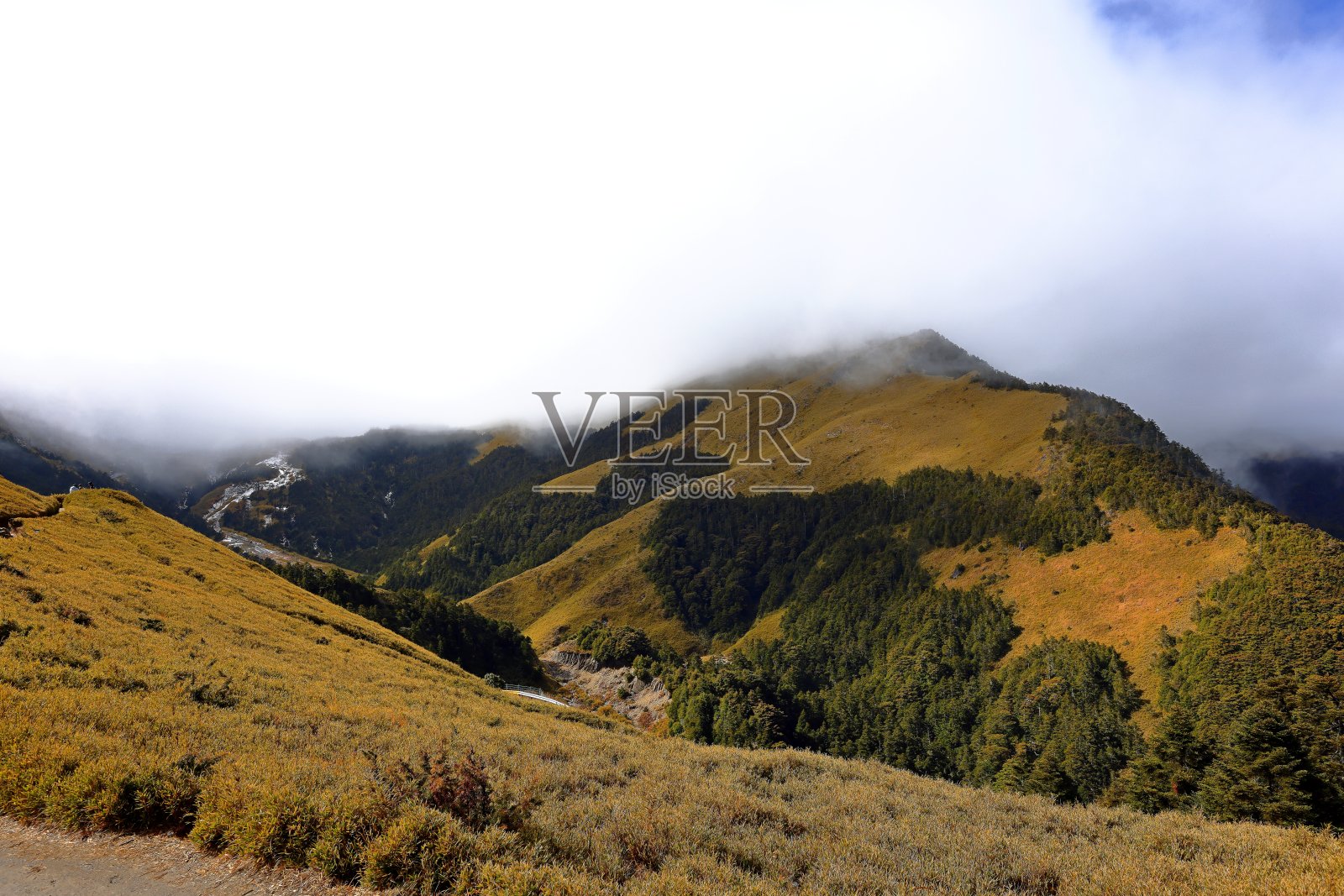河环山森林游览区的山景美景照片摄影图片