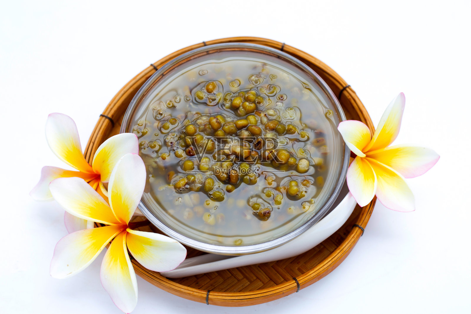 糖浆里的绿豆照片摄影图片