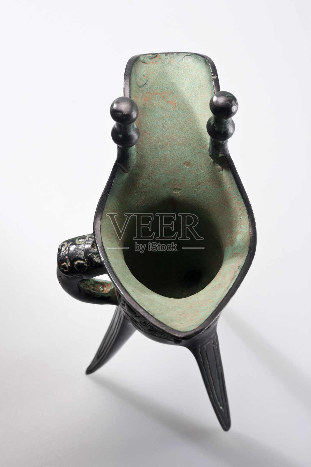 青铜酒鐏照片摄影图片