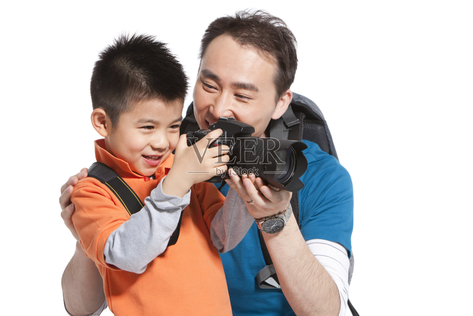 父子和相机照片摄影图片