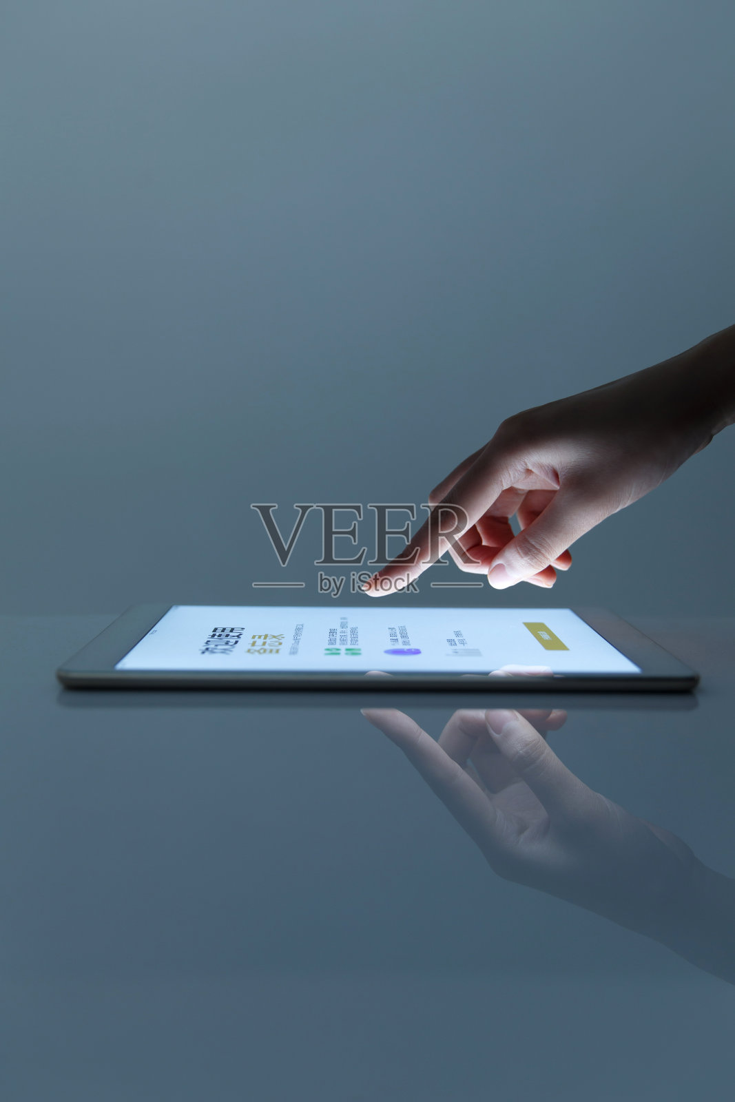 使用平板电脑照片摄影图片