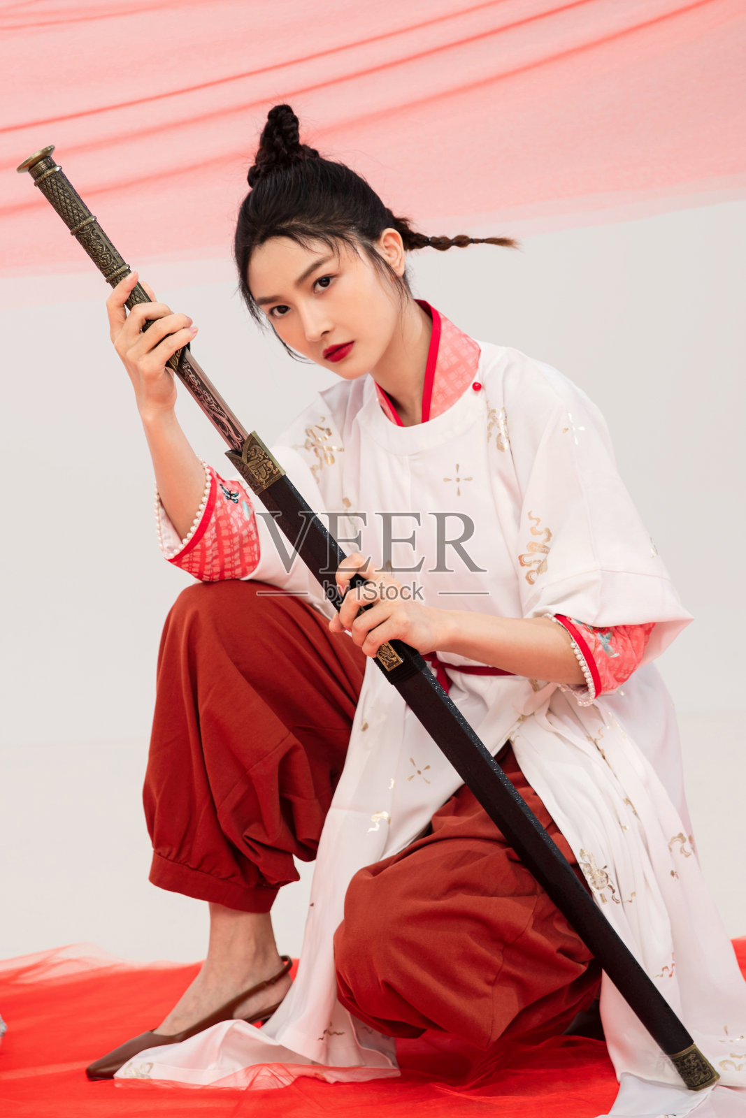 江湖侠女照片摄影图片