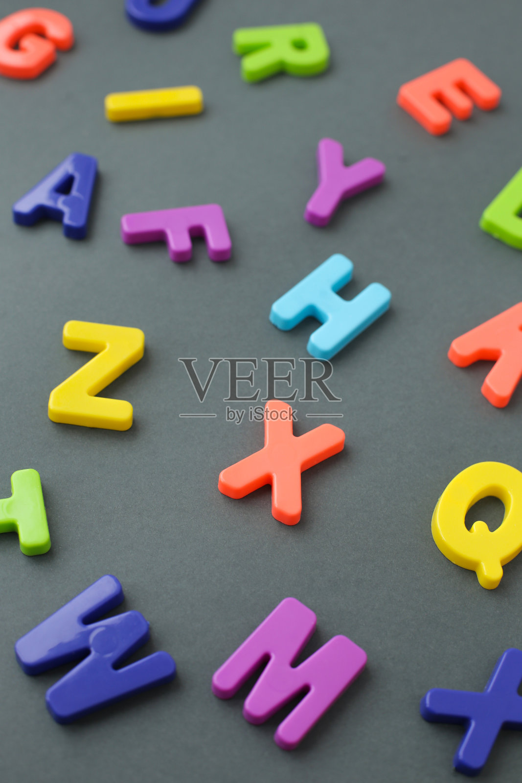 彩色,磁性字母照片摄影图片