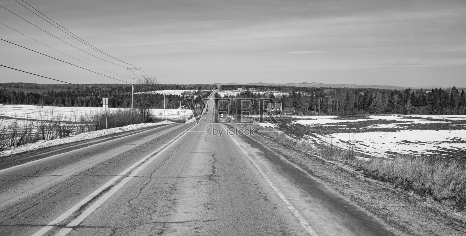 冬季有道路的乡村景观照片摄影图片