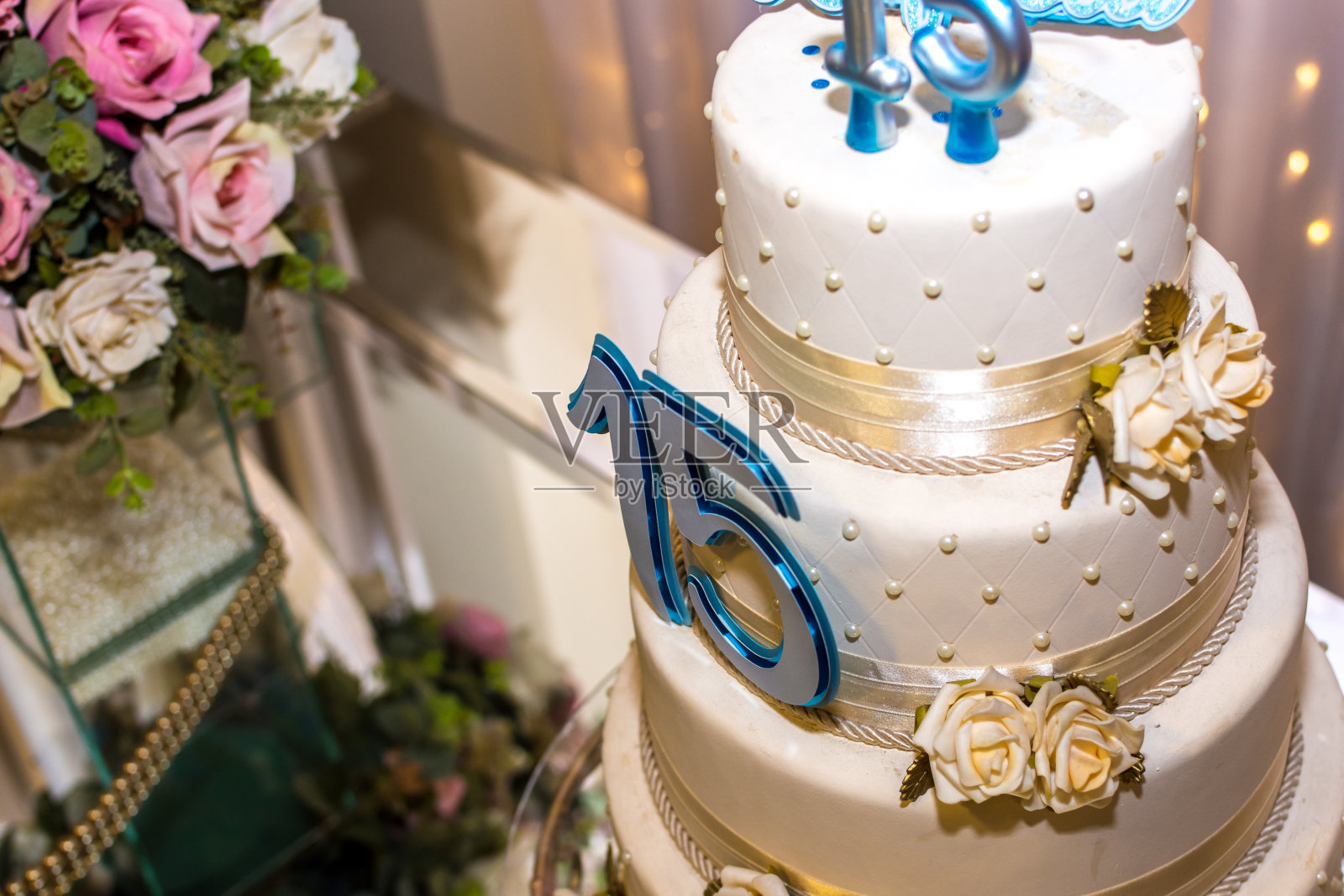 15年的蛋糕照片摄影图片