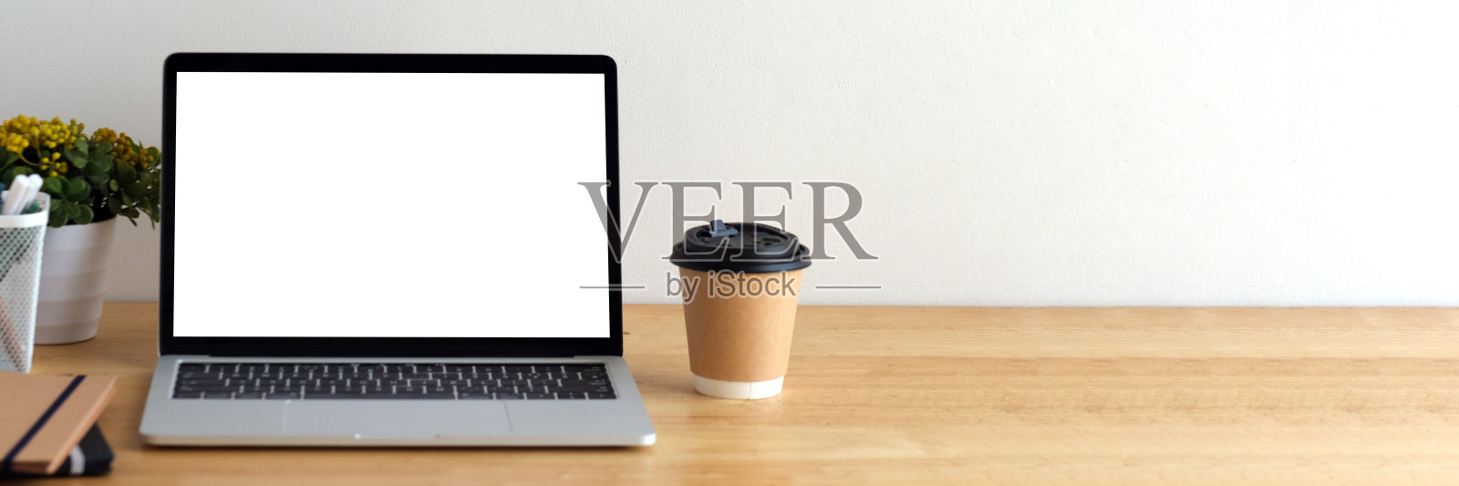 笔记本电脑屏幕模型,模板背景横幅,笔记本电脑空白屏幕,商务在线,电子商务,在线学习的概念照片摄影图片