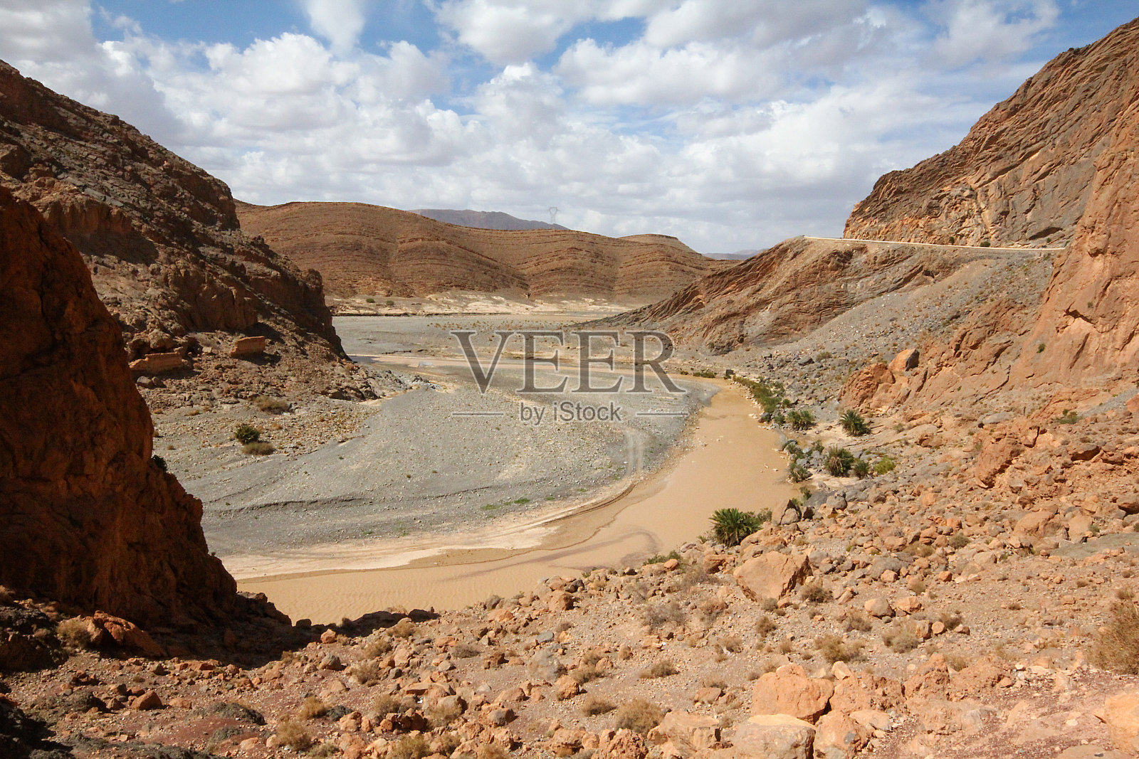 戴德斯山谷蜿蜒的道路照片摄影图片