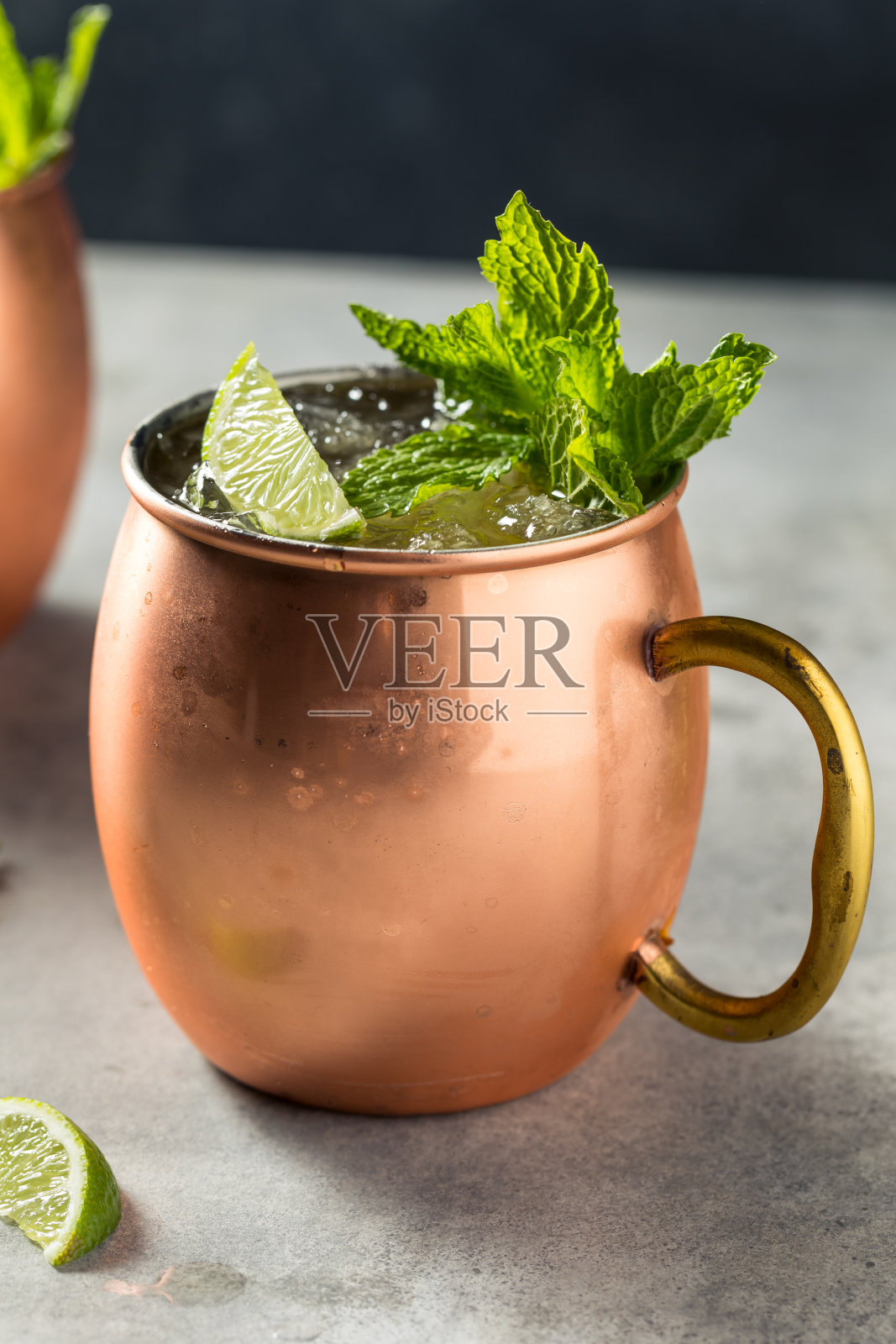 醉人的爱尔兰骡子鸡尾酒照片摄影图片