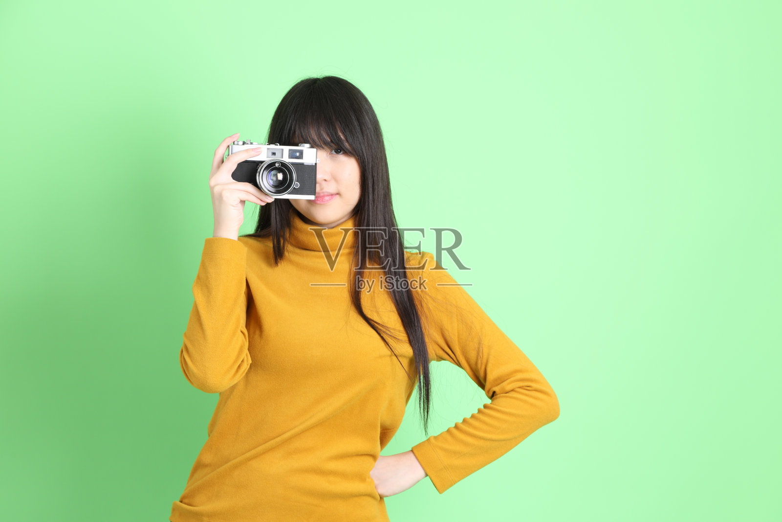 年轻的亚洲女孩照片摄影图片