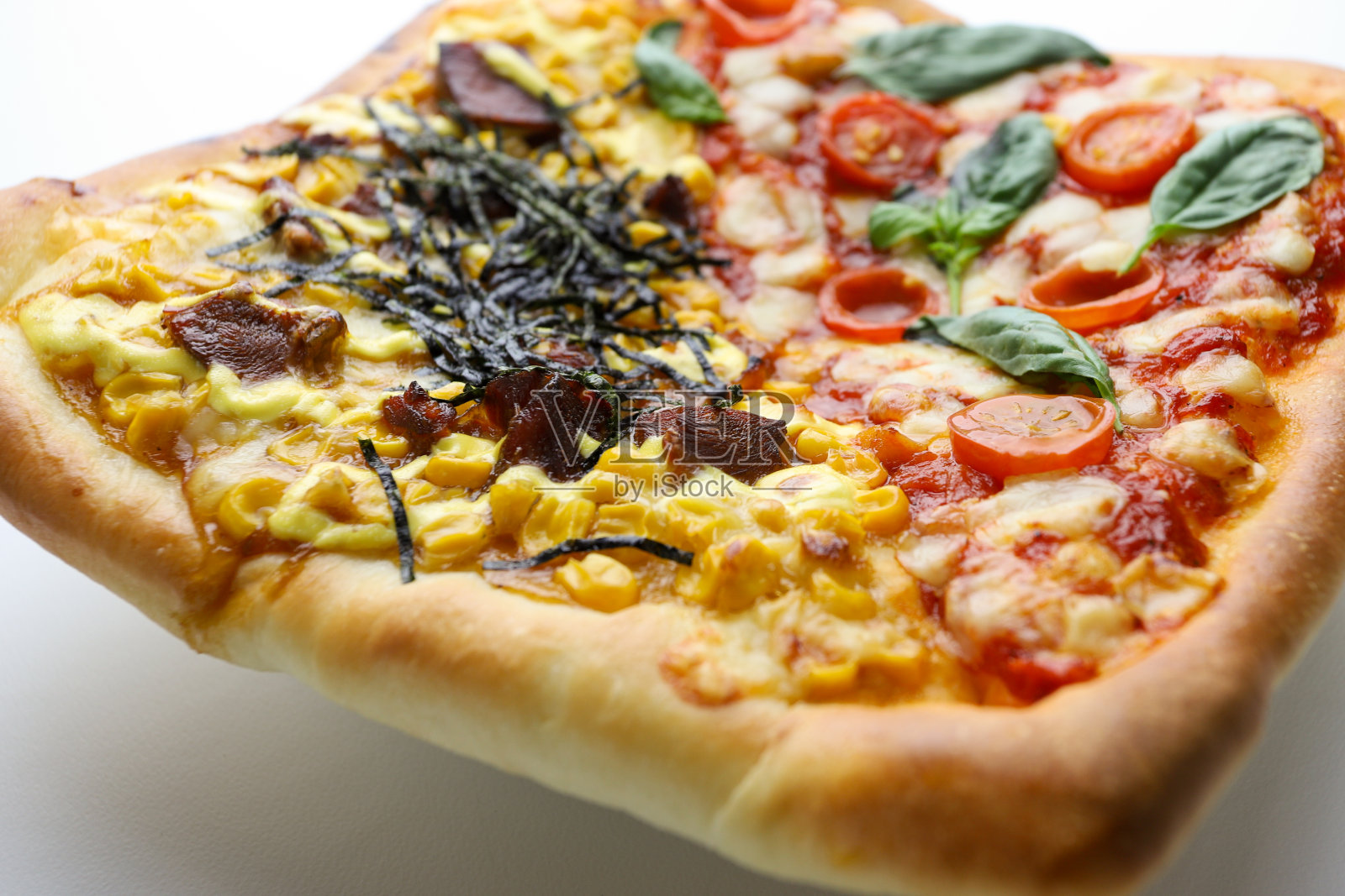 手工制作的披萨照片摄影图片