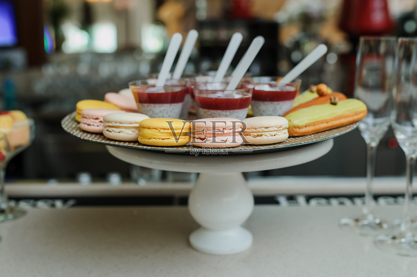 婚宴上的糖果棒。照片摄影图片