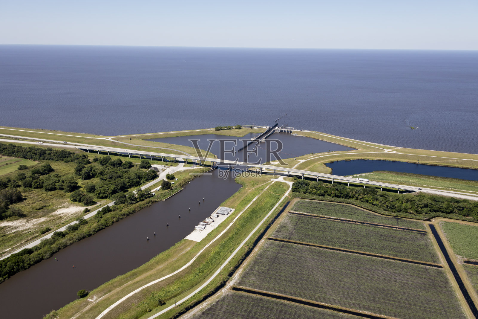 奥基乔比湖照片摄影图片